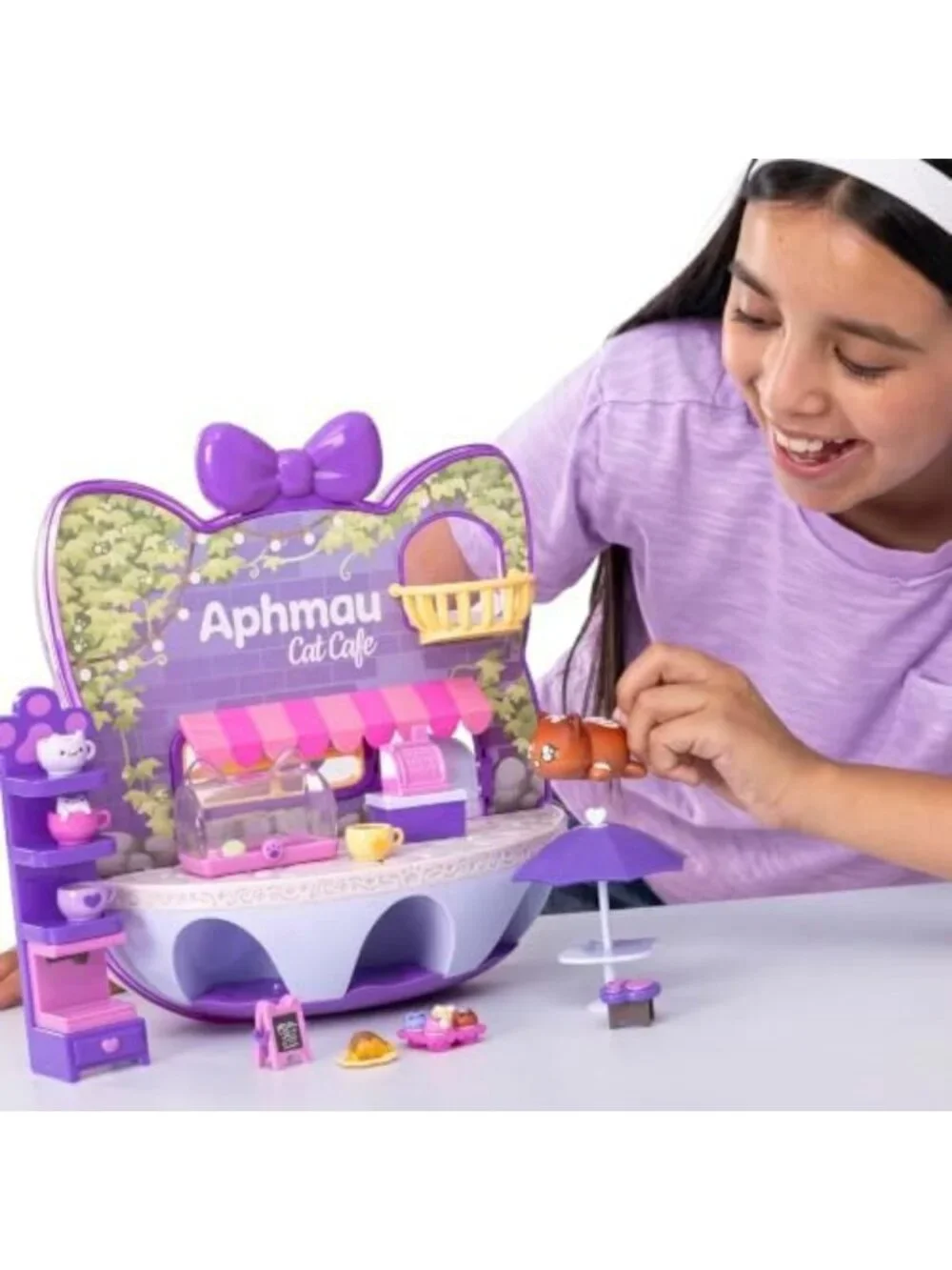 Cat Café Surprise Playset - Adorable Cat Figures, Fun Accessories & Collectibles